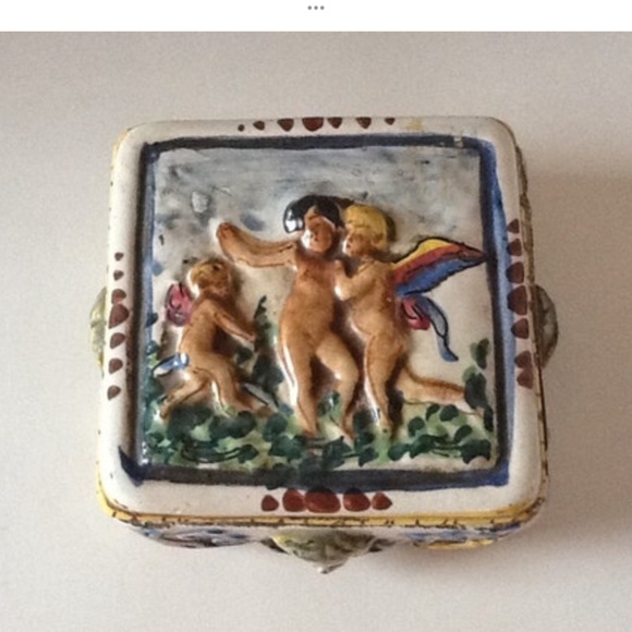 Vintage Angel Trinket Box Porcelain Keepsake Italian Cherubs Italy Capodimonte - Picture 8 of 8